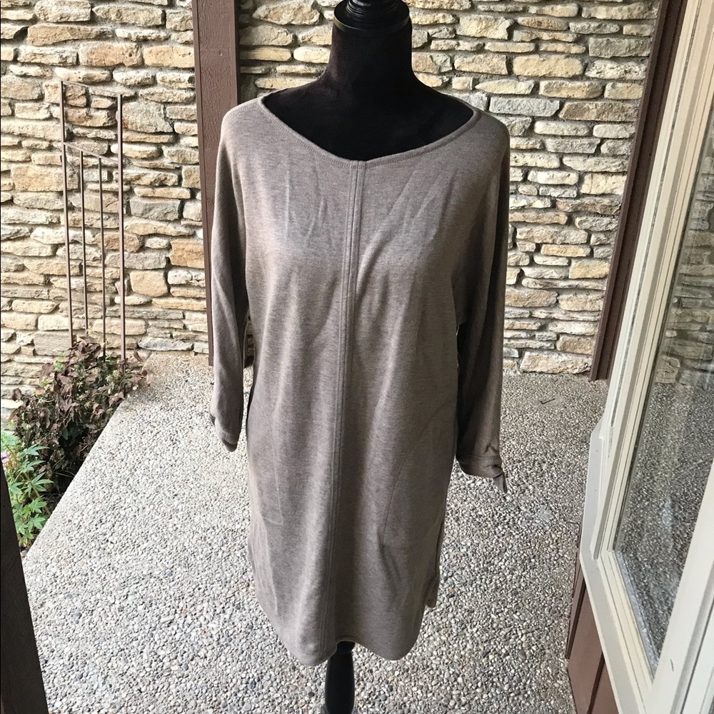 NWT Long sleeved light brown dress